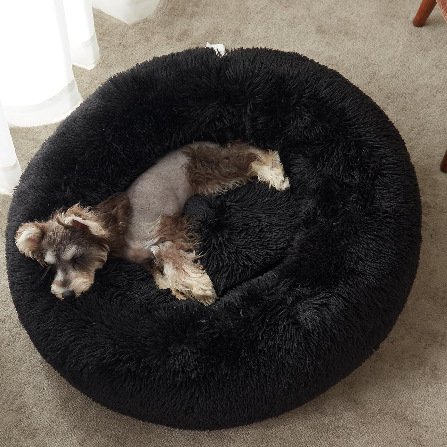 Cozy Calming Donut Bed for Dogs & Cats - Soft Faux Fur Cushion for Ultimate Comfort